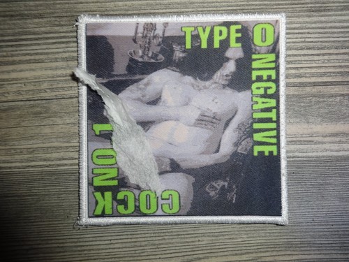 Type negative metal - metal, patch